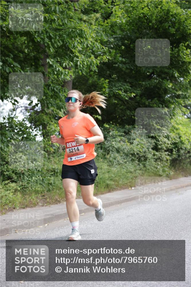 15.06.2025 - REWE Women's Run Jannik Wohlers http://msf.ph/oto/7965760 15.06.2025 10:00:24 Laufen 5214 meine-sportfotos.de