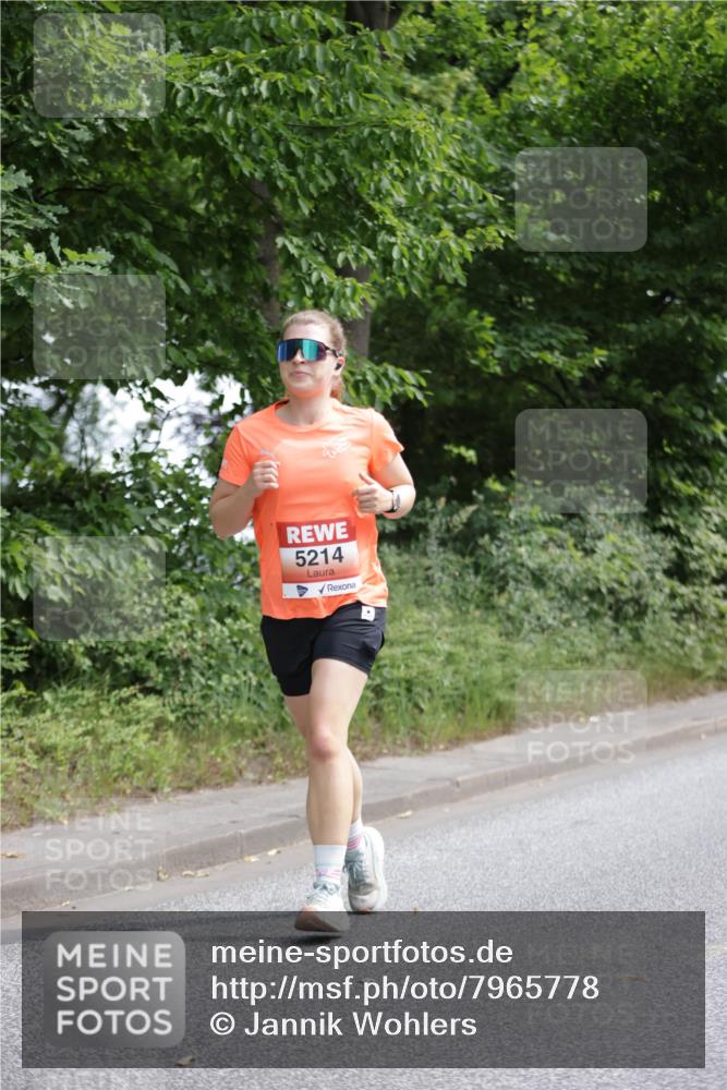 15.06.2025 - REWE Women's Run Jannik Wohlers http://msf.ph/oto/7965778 15.06.2025 10:00:24 Laufen 4, 5214 meine-sportfotos.de