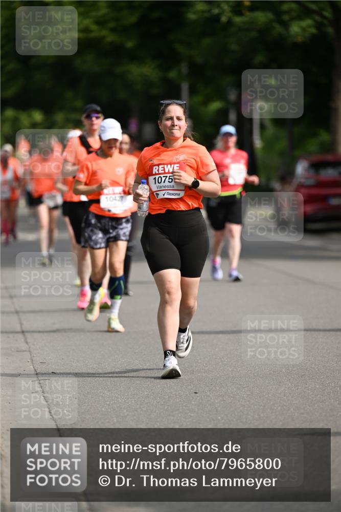 15.06.2025 - REWE Women's Run Dr. Thomas Lammeyer http://msf.ph/oto/7965800 15.06.2025 09:53:42 Laufen 10477, 1075 meine-sportfotos.de