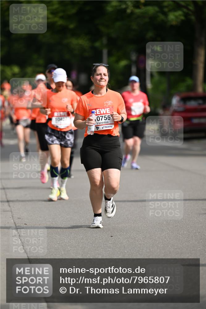 15.06.2025 - REWE Women's Run Dr. Thomas Lammeyer http://msf.ph/oto/7965807 15.06.2025 09:53:42 Laufen 1042, 0755 meine-sportfotos.de