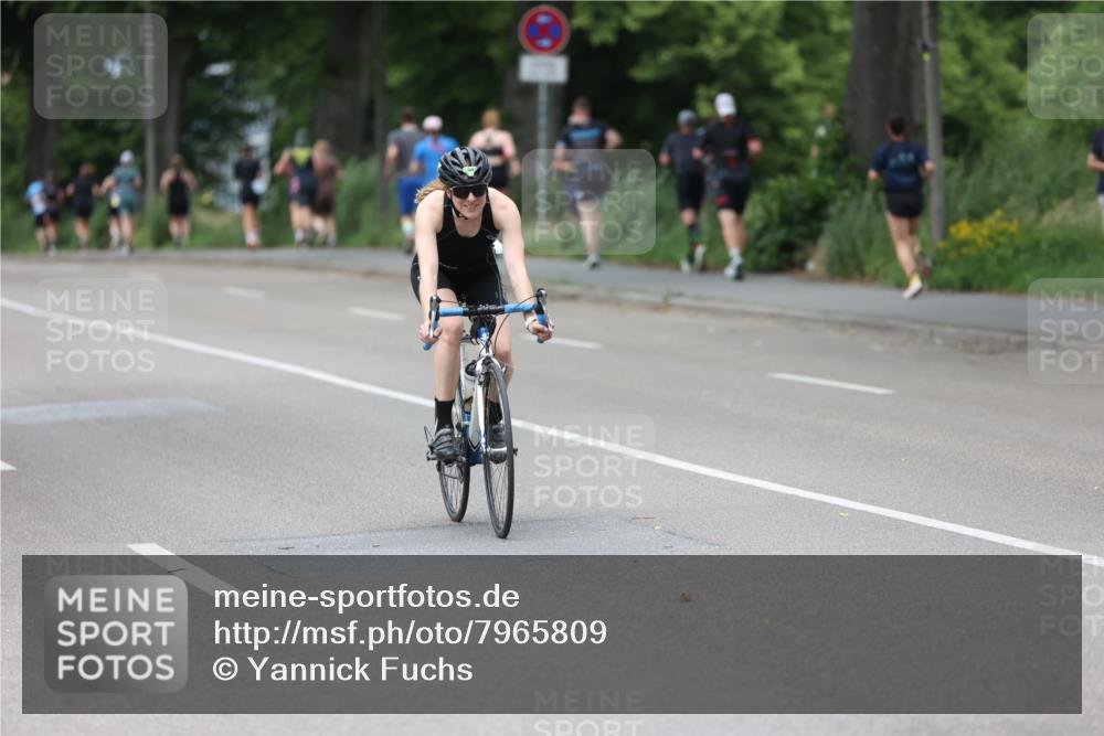 15.06.2025 - 7 Türme Triathlon Yannick Fuchs http://msf.ph/oto/7965809 15.06.2025 14:00:19 Radfahren  meine-sportfotos.de