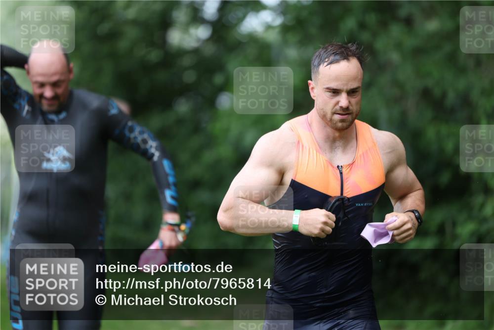 15.06.2025 - 7 Türme Triathlon Michael Strokosch http://msf.ph/oto/7965814 15.06.2025 12:19:45 Schwimmen 471, 483, 488, 531, 536, 538, 550, 585, 594, 612, 635 meine-sportfotos.de