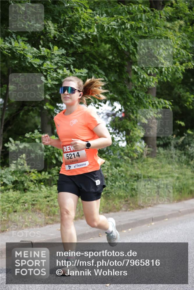 15.06.2025 - REWE Women's Run Jannik Wohlers http://msf.ph/oto/7965816 15.06.2025 10:00:24 Laufen 5214 meine-sportfotos.de