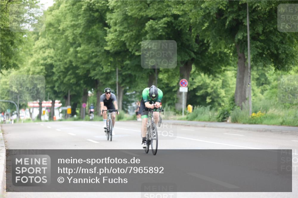 15.06.2025 - 7 Türme Triathlon Yannick Fuchs http://msf.ph/oto/7965892 15.06.2025 11:16:02 Radfahren 235 meine-sportfotos.de
