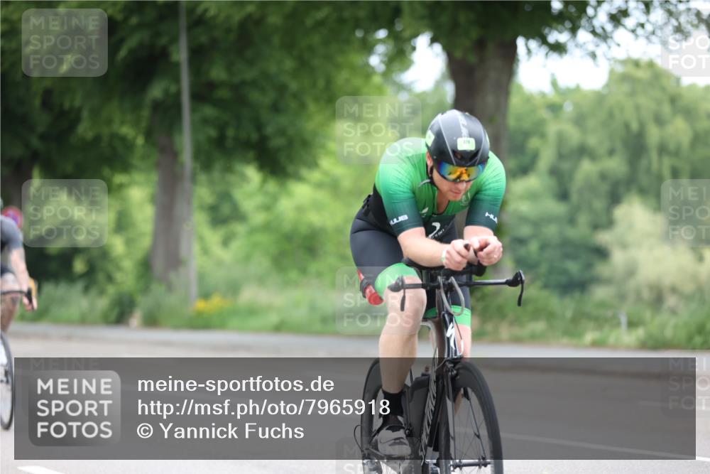 15.06.2025 - 7 Türme Triathlon Yannick Fuchs http://msf.ph/oto/7965918 15.06.2025 11:16:03 Radfahren 235 meine-sportfotos.de