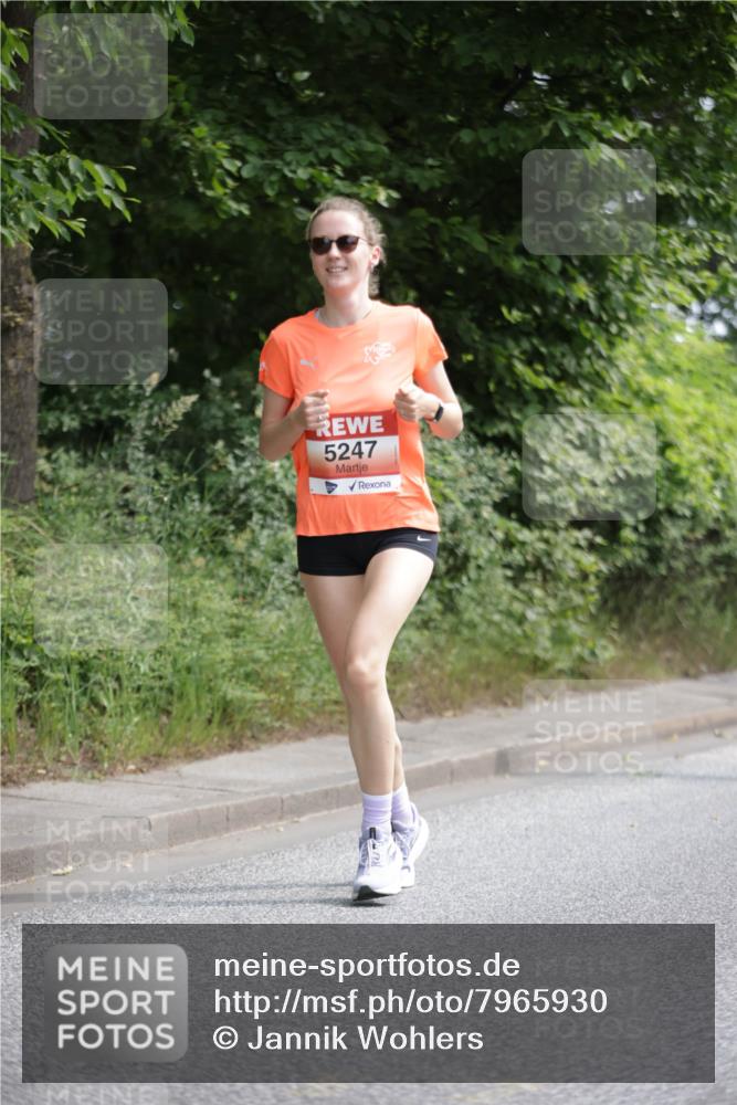 15.06.2025 - REWE Women's Run Jannik Wohlers http://msf.ph/oto/7965930 15.06.2025 10:00:57 Laufen 5247 meine-sportfotos.de