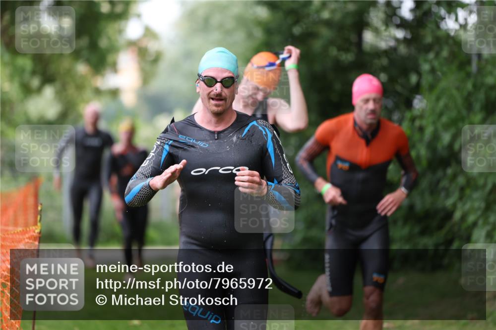 15.06.2025 - 7 Türme Triathlon Michael Strokosch http://msf.ph/oto/7965972 15.06.2025 12:19:53 Schwimmen 372, 483, 488, 531, 536, 538, 550, 585, 594, 612, 631, 635 meine-sportfotos.de