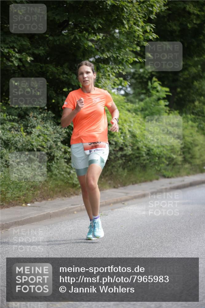15.06.2025 - REWE Women's Run Jannik Wohlers http://msf.ph/oto/7965983 15.06.2025 10:00:58 Laufen 100 meine-sportfotos.de