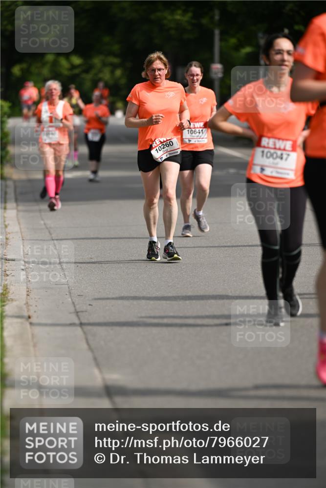 15.06.2025 - REWE Women's Run Dr. Thomas Lammeyer http://msf.ph/oto/7966027 15.06.2025 09:53:48 Laufen 10260, 10641, 10047 meine-sportfotos.de