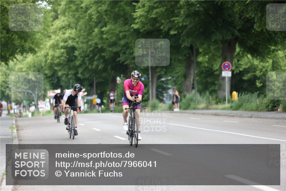 15.06.2025 - 7 Türme Triathlon Yannick Fuchs http://msf.ph/oto/7966041 15.06.2025 11:16:29 Radfahren 241, 256, 262, 274, 327 meine-sportfotos.de