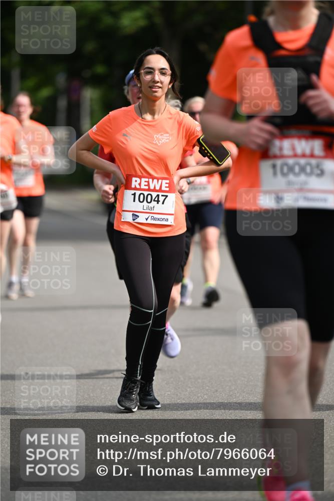 15.06.2025 - REWE Women's Run Dr. Thomas Lammeyer http://msf.ph/oto/7966064 15.06.2025 09:53:49 Laufen 10047, 10005 meine-sportfotos.de
