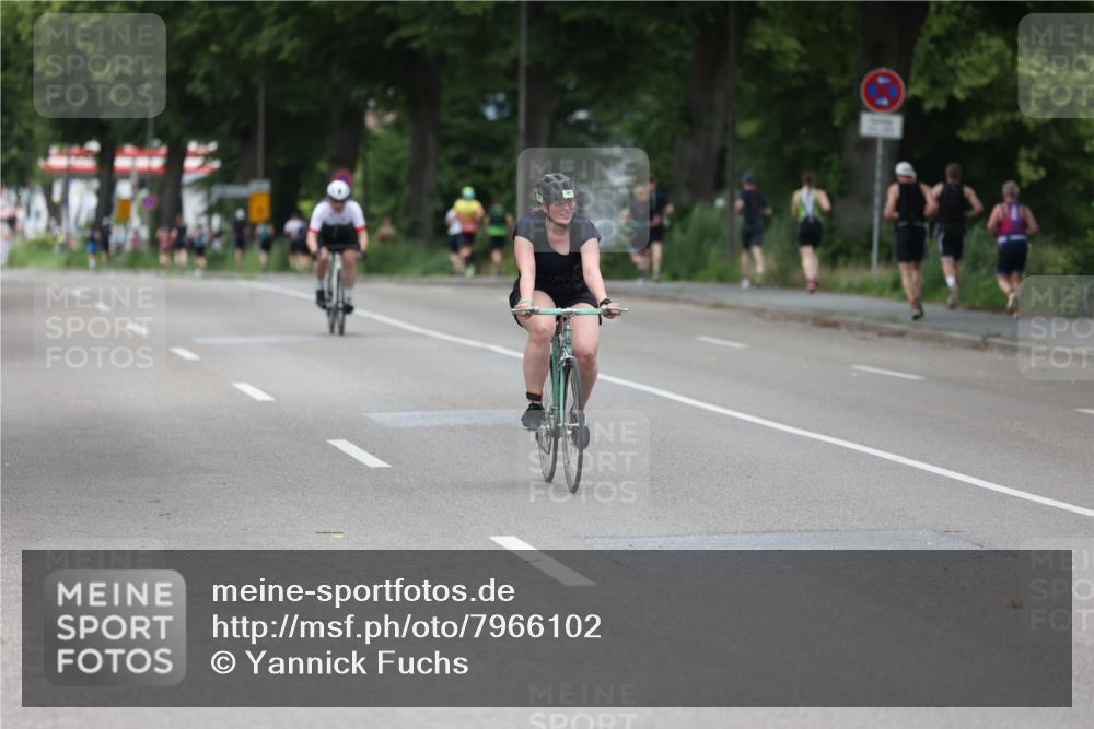 15.06.2025 - 7 Türme Triathlon Yannick Fuchs http://msf.ph/oto/7966102 15.06.2025 14:02:01 Radfahren 967 meine-sportfotos.de