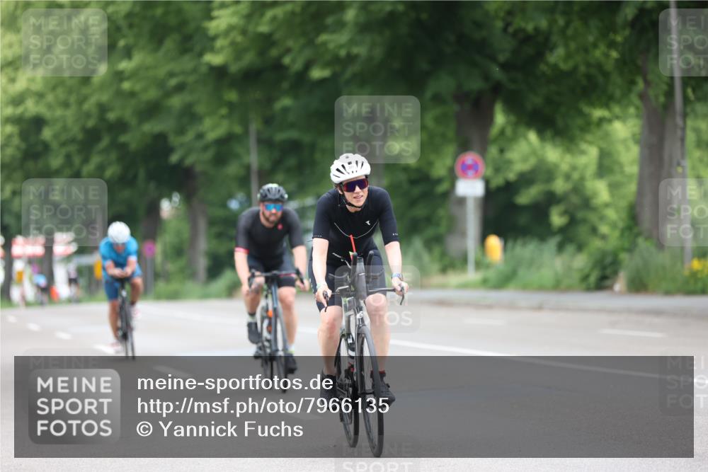15.06.2025 - 7 Türme Triathlon Yannick Fuchs http://msf.ph/oto/7966135 15.06.2025 11:16:33 Radfahren 241, 262, 274, 327 meine-sportfotos.de