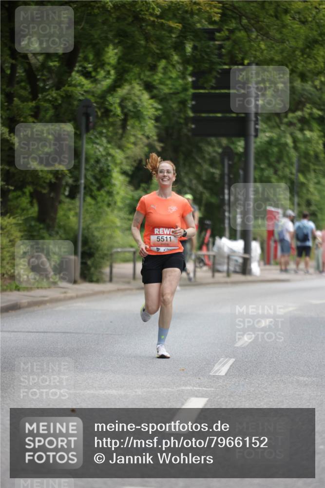 15.06.2025 - REWE Women's Run Jannik Wohlers http://msf.ph/oto/7966152 15.06.2025 10:01:26 Laufen 5511 meine-sportfotos.de