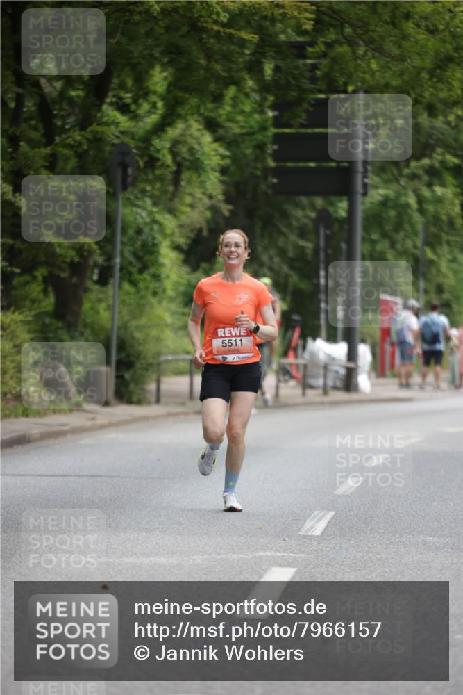 15.06.2025 - REWE Women's Run Jannik Wohlers http://msf.ph/oto/7966157 15.06.2025 10:01:26 Laufen 5511 meine-sportfotos.de