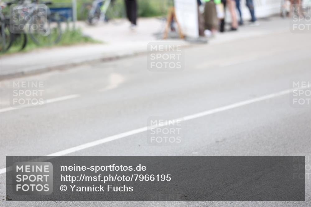 15.06.2025 - 7 Türme Triathlon Yannick Fuchs http://msf.ph/oto/7966195 15.06.2025 14:02:06 Radfahren 967 meine-sportfotos.de
