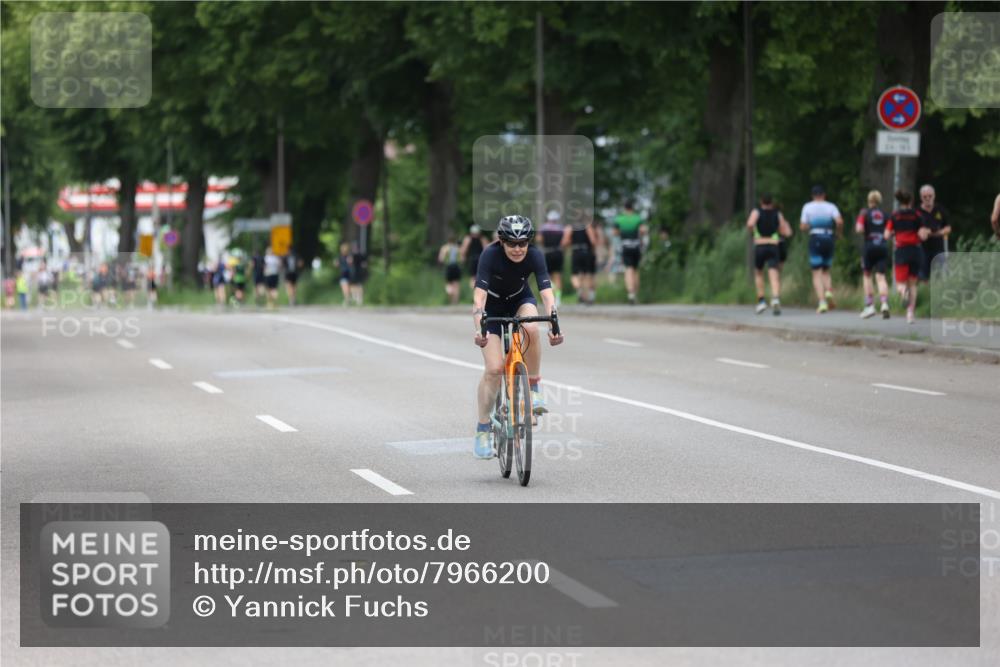 15.06.2025 - 7 Türme Triathlon Yannick Fuchs http://msf.ph/oto/7966200 15.06.2025 14:02:22 Radfahren 803 meine-sportfotos.de