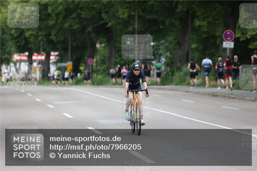 15.06.2025 - 7 Türme Triathlon Yannick Fuchs http://msf.ph/oto/7966205 15.06.2025 14:02:22 Radfahren 803 meine-sportfotos.de