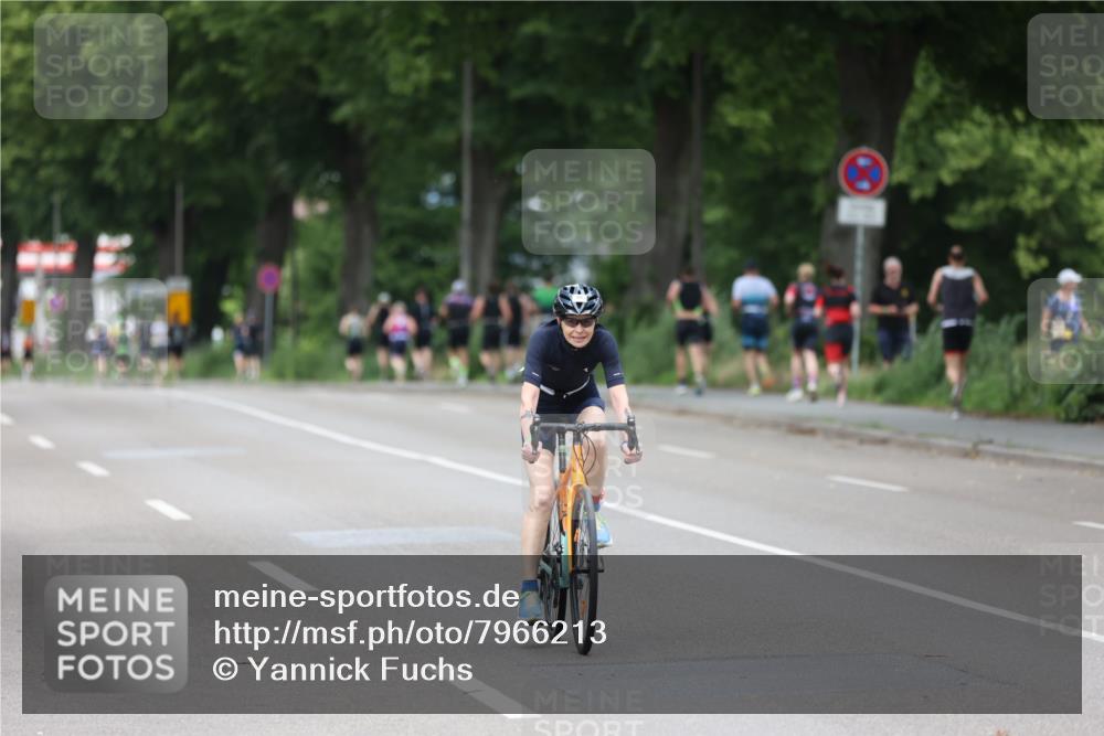 15.06.2025 - 7 Türme Triathlon Yannick Fuchs http://msf.ph/oto/7966213 15.06.2025 14:02:23 Radfahren 803 meine-sportfotos.de