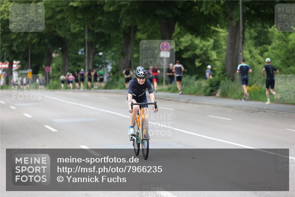 15.06.2025 - 7 Türme Triathlon Yannick Fuchs http://msf.ph/oto/7966235 15.06.2025 14:02:24 Radfahren 803 meine-sportfotos.de