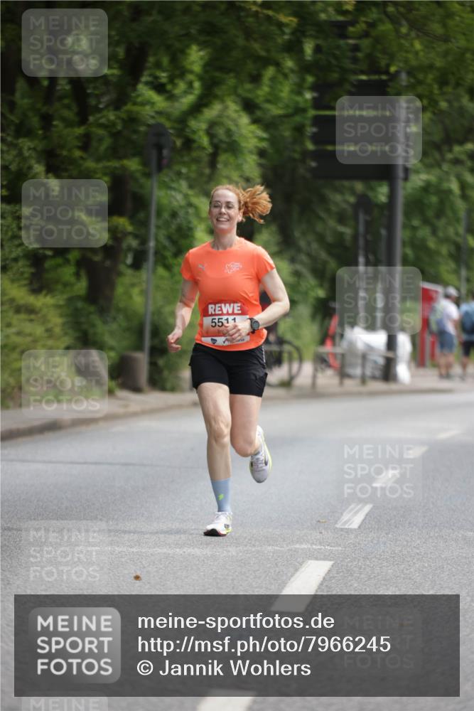 15.06.2025 - REWE Women's Run Jannik Wohlers http://msf.ph/oto/7966245 15.06.2025 10:01:27 Laufen 5511 meine-sportfotos.de