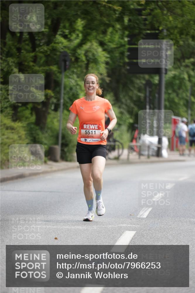 15.06.2025 - REWE Women's Run Jannik Wohlers http://msf.ph/oto/7966253 15.06.2025 10:01:27 Laufen 5511 meine-sportfotos.de