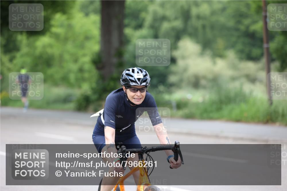 15.06.2025 - 7 Türme Triathlon Yannick Fuchs http://msf.ph/oto/7966261 15.06.2025 14:02:25 Radfahren 803 meine-sportfotos.de