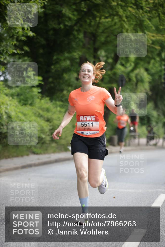 15.06.2025 - REWE Women's Run Jannik Wohlers http://msf.ph/oto/7966263 15.06.2025 10:01:29 Laufen 5511 meine-sportfotos.de