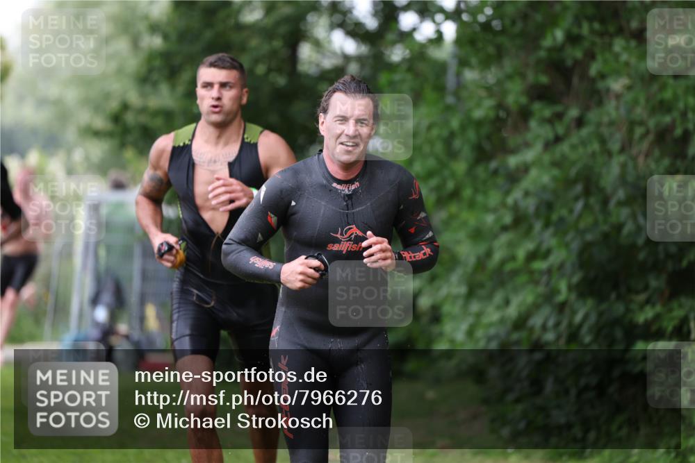 15.06.2025 - 7 Türme Triathlon Michael Strokosch http://msf.ph/oto/7966276 15.06.2025 12:20:25 Schwimmen 438, 499, 573, 595, 604, 610, 613, 634 meine-sportfotos.de