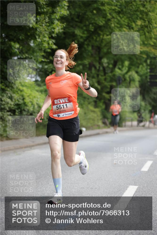 15.06.2025 - REWE Women's Run Jannik Wohlers http://msf.ph/oto/7966313 15.06.2025 10:01:30 Laufen 5511 meine-sportfotos.de
