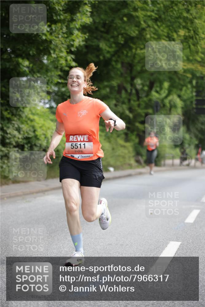 15.06.2025 - REWE Women's Run Jannik Wohlers http://msf.ph/oto/7966317 15.06.2025 10:01:30 Laufen 5511 meine-sportfotos.de