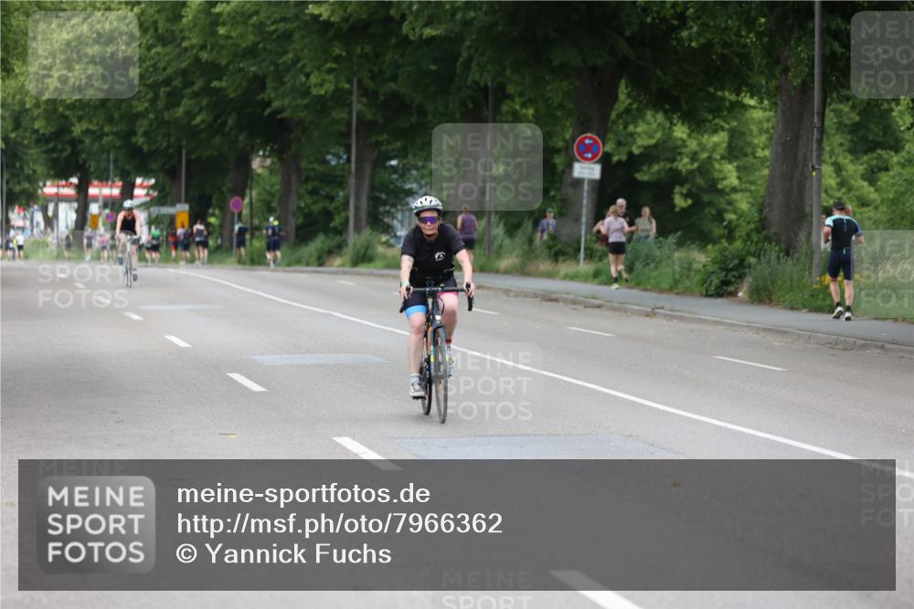 15.06.2025 - 7 Türme Triathlon Yannick Fuchs http://msf.ph/oto/7966362 15.06.2025 14:02:54 Radfahren 887 meine-sportfotos.de
