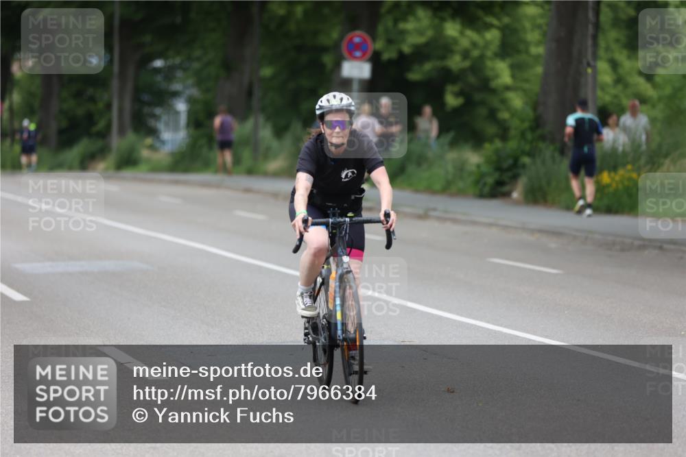 15.06.2025 - 7 Türme Triathlon Yannick Fuchs http://msf.ph/oto/7966384 15.06.2025 14:02:55 Radfahren 887 meine-sportfotos.de