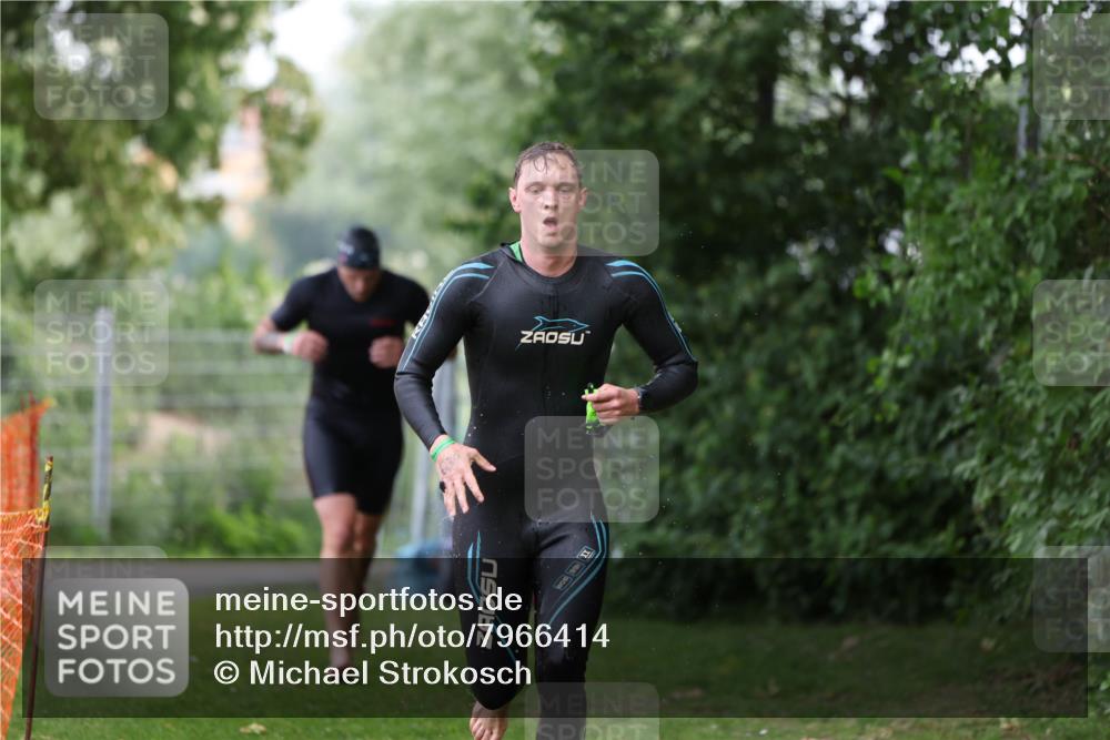 15.06.2025 - 7 Türme Triathlon Michael Strokosch http://msf.ph/oto/7966414 15.06.2025 12:20:35 Schwimmen 385, 438, 499, 573, 610, 613, 634 meine-sportfotos.de