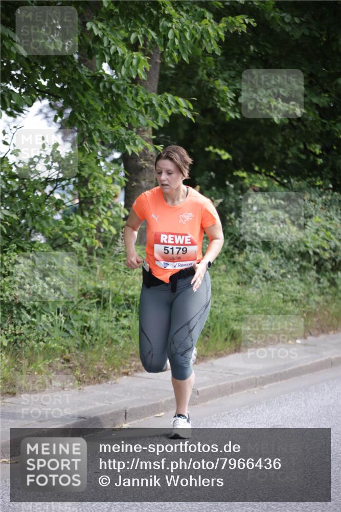 15.06.2025 - REWE Women's Run Jannik Wohlers http://msf.ph/oto/7966436 15.06.2025 10:01:39 Laufen 5179 meine-sportfotos.de