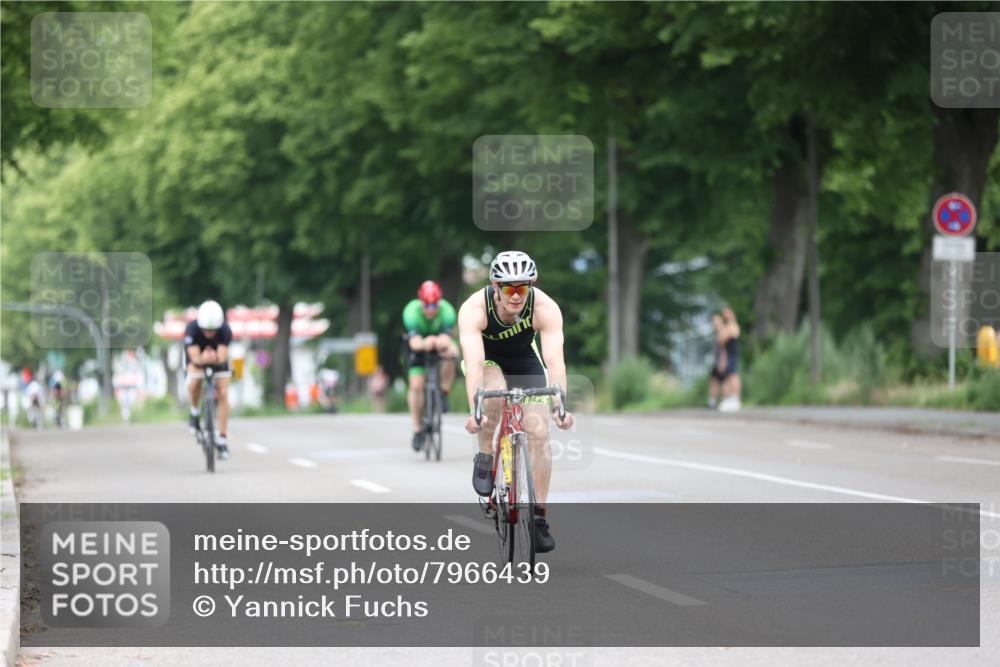 15.06.2025 - 7 Türme Triathlon Yannick Fuchs http://msf.ph/oto/7966439 15.06.2025 11:17:33 Radfahren 235, 271, 284, 291 meine-sportfotos.de