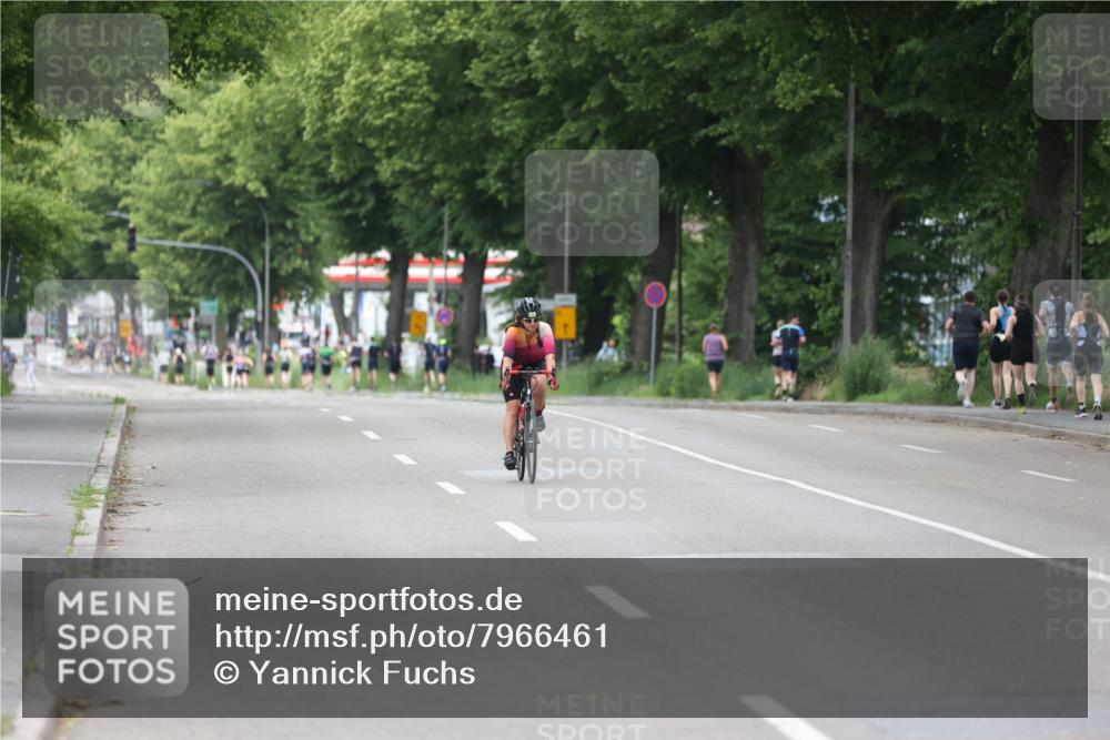 15.06.2025 - 7 Türme Triathlon Yannick Fuchs http://msf.ph/oto/7966461 15.06.2025 14:03:16 Radfahren 219 meine-sportfotos.de
