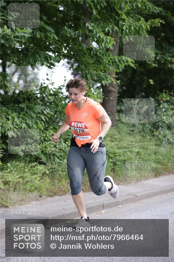 15.06.2025 - REWE Women's Run Jannik Wohlers http://msf.ph/oto/7966464 15.06.2025 10:01:39 Laufen 5179 meine-sportfotos.de