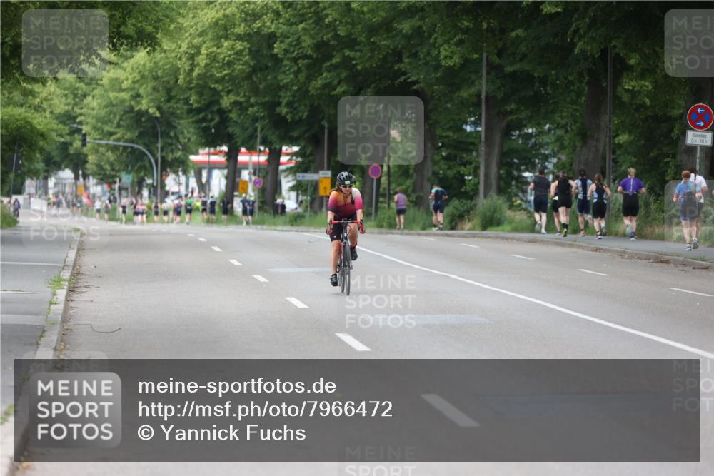 15.06.2025 - 7 Türme Triathlon Yannick Fuchs http://msf.ph/oto/7966472 15.06.2025 14:03:17 Radfahren 219 meine-sportfotos.de