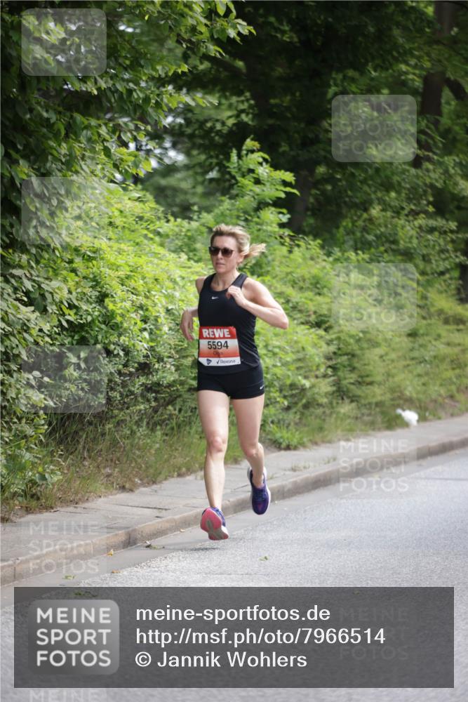 15.06.2025 - REWE Women's Run Jannik Wohlers http://msf.ph/oto/7966514 15.06.2025 10:01:43 Laufen 5594 meine-sportfotos.de