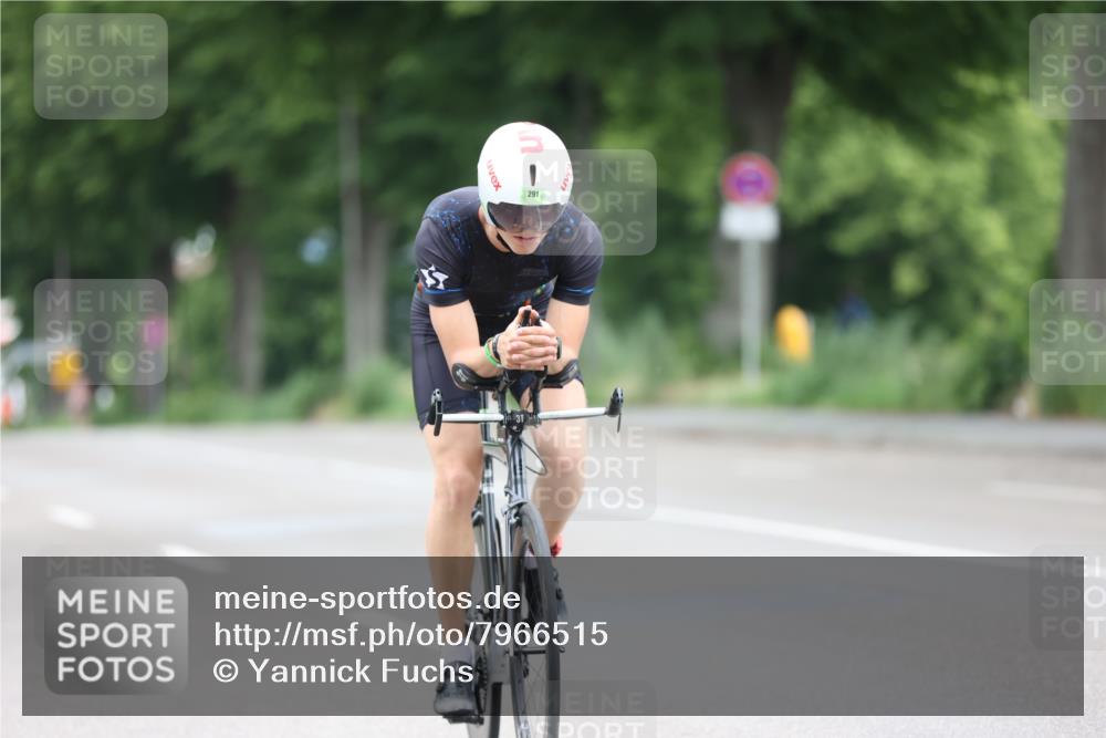 15.06.2025 - 7 Türme Triathlon Yannick Fuchs http://msf.ph/oto/7966515 15.06.2025 11:17:36 Radfahren 271, 291 meine-sportfotos.de