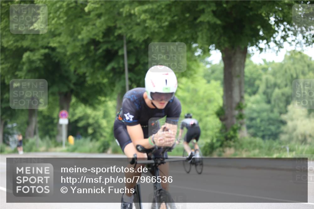 15.06.2025 - 7 Türme Triathlon Yannick Fuchs http://msf.ph/oto/7966536 15.06.2025 11:17:36 Radfahren 271, 291 meine-sportfotos.de