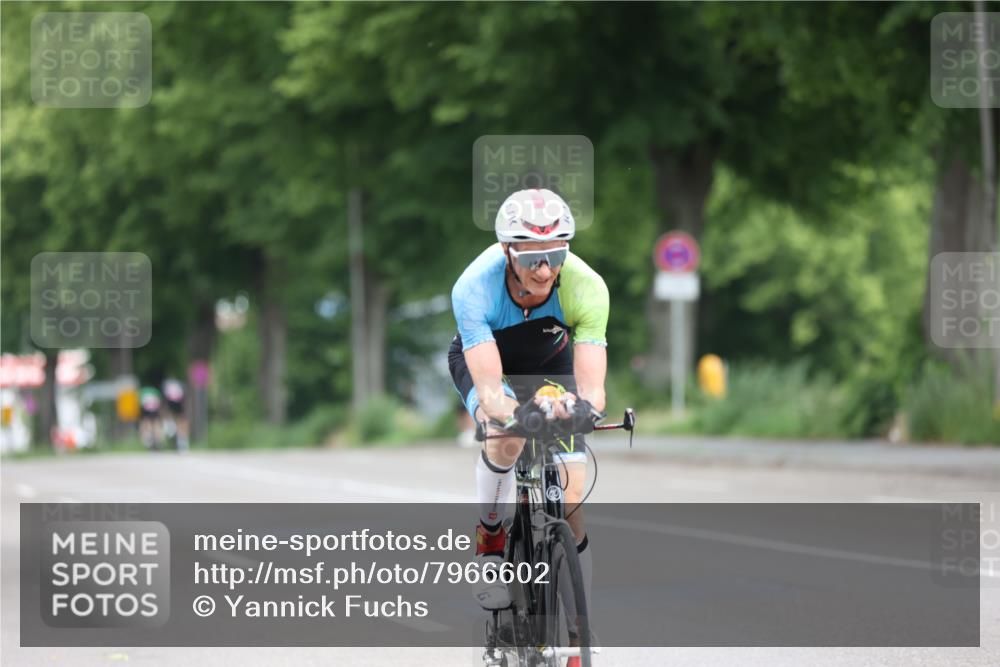 15.06.2025 - 7 Türme Triathlon Yannick Fuchs http://msf.ph/oto/7966602 15.06.2025 11:17:46 Radfahren 252 meine-sportfotos.de