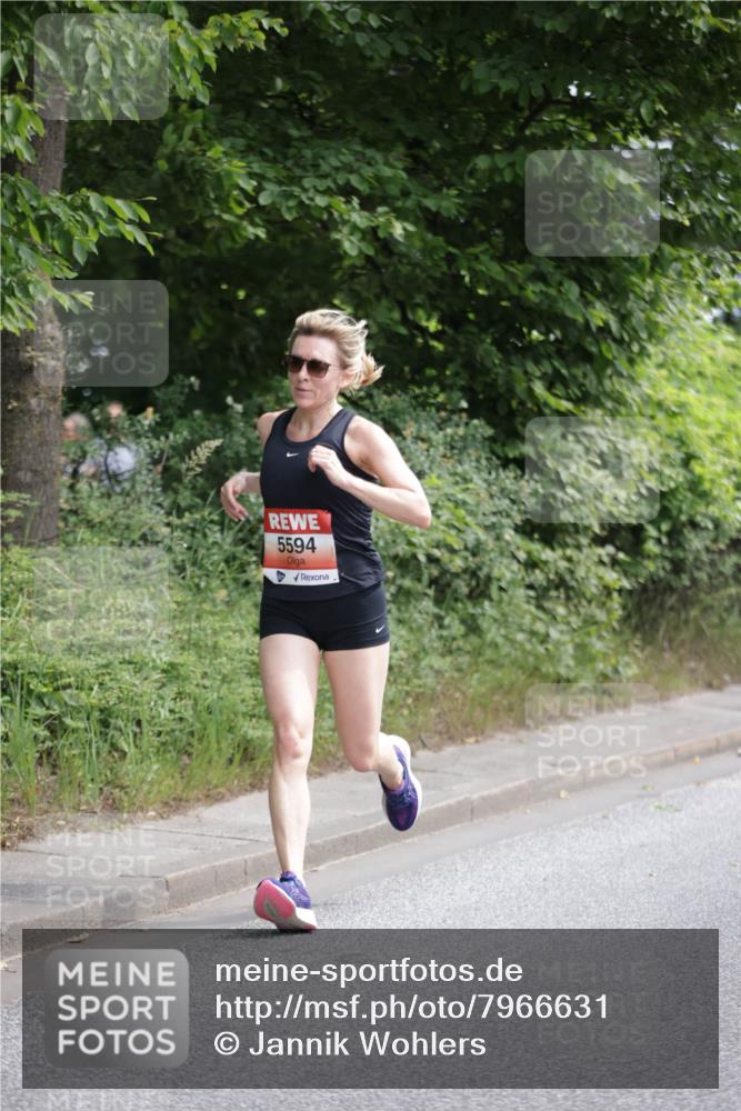 15.06.2025 - REWE Women's Run Jannik Wohlers http://msf.ph/oto/7966631 15.06.2025 10:01:45 Laufen 5594 meine-sportfotos.de