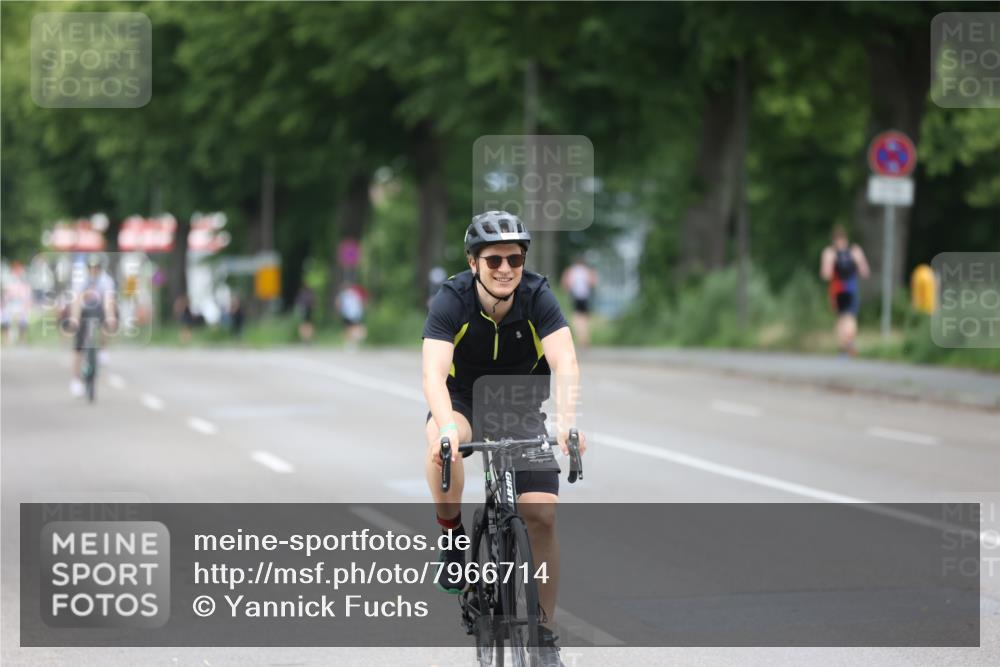 15.06.2025 - 7 Türme Triathlon Yannick Fuchs http://msf.ph/oto/7966714 15.06.2025 14:08:45 Radfahren 294, 838 meine-sportfotos.de