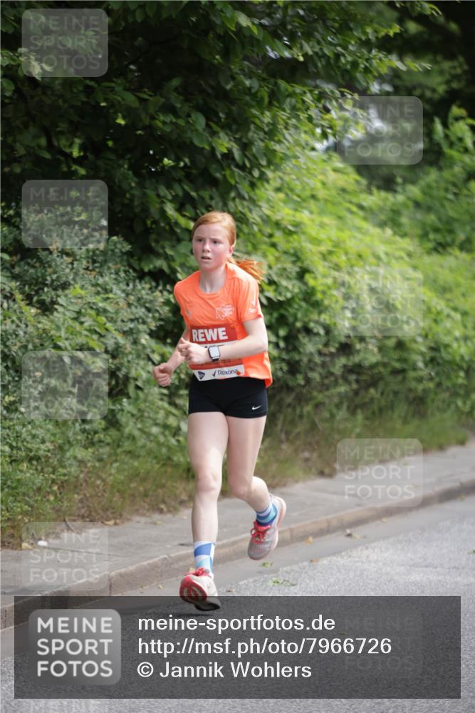 15.06.2025 - REWE Women's Run Jannik Wohlers http://msf.ph/oto/7966726 15.06.2025 10:01:48 Laufen  meine-sportfotos.de