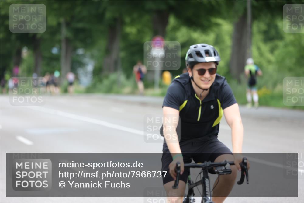 15.06.2025 - 7 Türme Triathlon Yannick Fuchs http://msf.ph/oto/7966737 15.06.2025 14:08:46 Radfahren 294, 838 meine-sportfotos.de