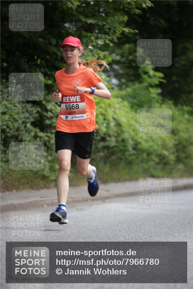 15.06.2025 - REWE Women's Run Jannik Wohlers http://msf.ph/oto/7966780 15.06.2025 10:01:54 Laufen 5568 meine-sportfotos.de