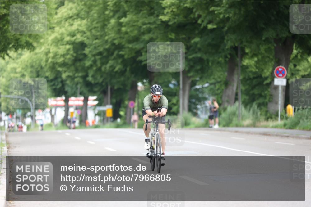 15.06.2025 - 7 Türme Triathlon Yannick Fuchs http://msf.ph/oto/7966805 15.06.2025 11:18:37 Radfahren 264 meine-sportfotos.de