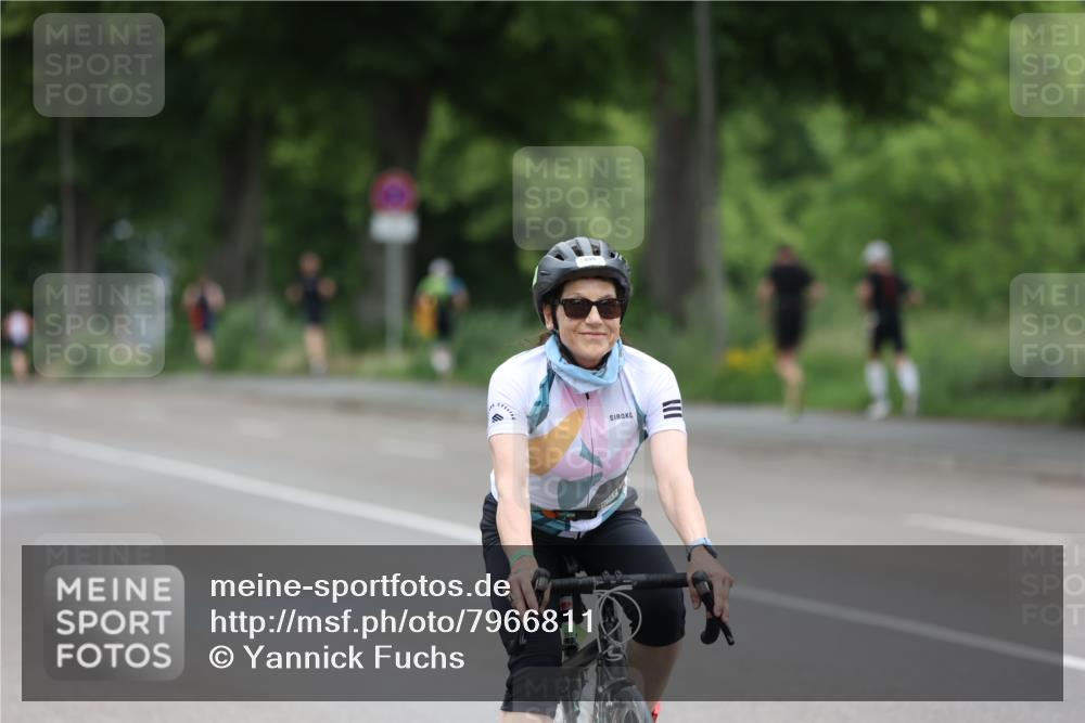 15.06.2025 - 7 Türme Triathlon Yannick Fuchs http://msf.ph/oto/7966811 15.06.2025 14:08:51 Radfahren 838 meine-sportfotos.de